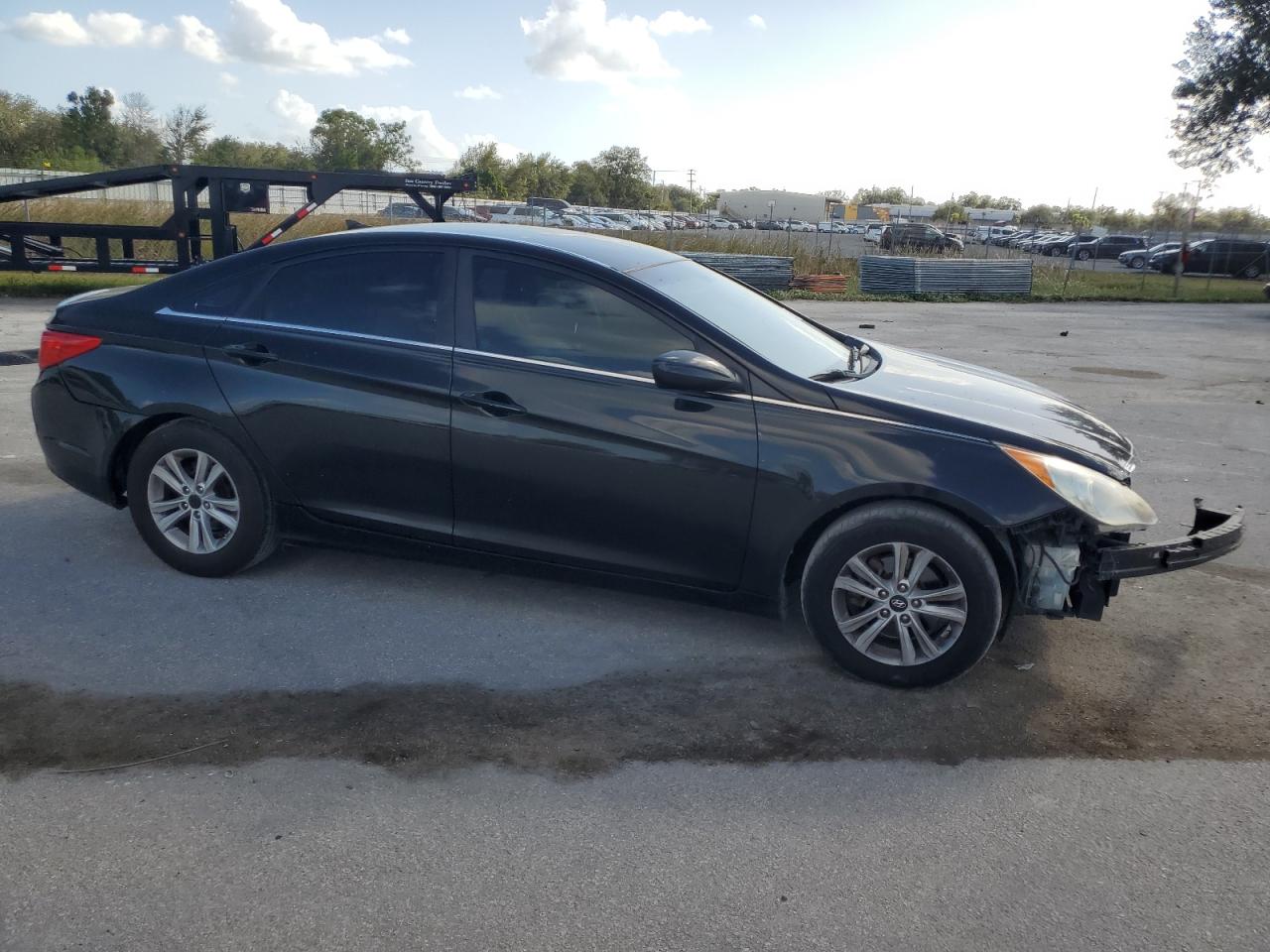 2013 Hyundai Sonata - Image 4
