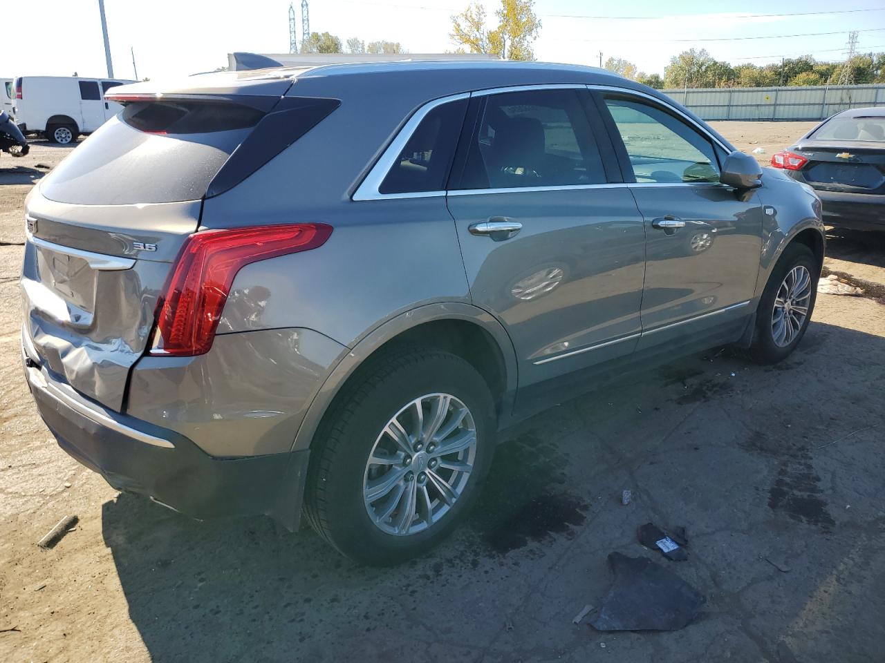 2019 Cadillac XT5 - Image 3