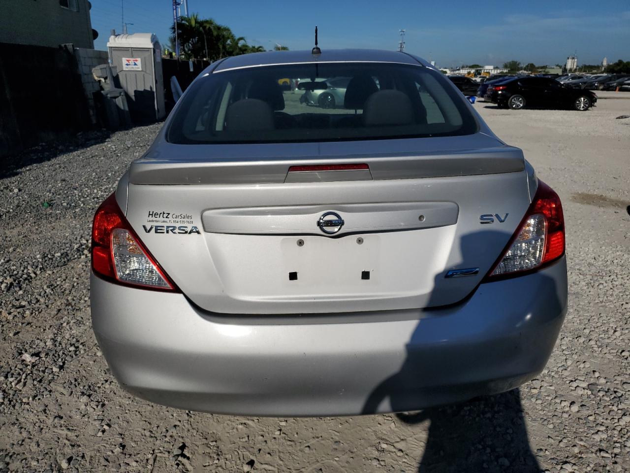 3N1CN7AP2DL885168 2013 Nissan Versa S