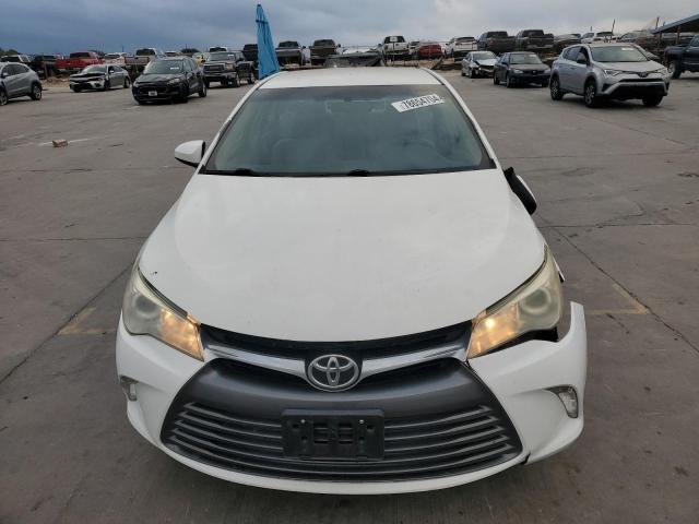  TOYOTA CAMRY 2015 Білий