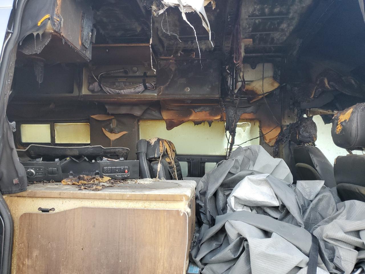 2023 Mercedes-Benz Sprinter - Image 11