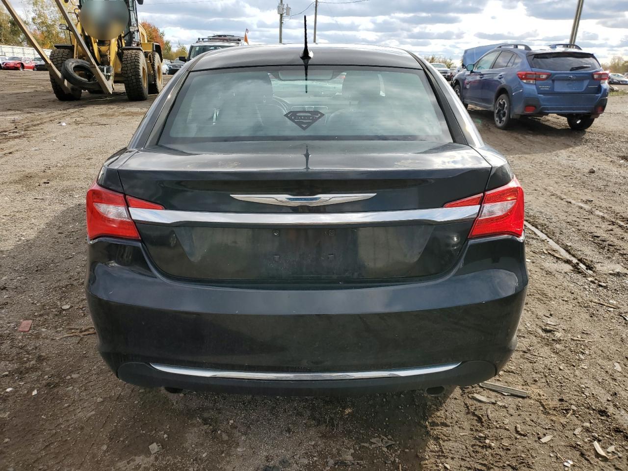 2014 Chrysler 200 Limited VIN: 1C3CCBCG5EN198310 Lot: 76100124