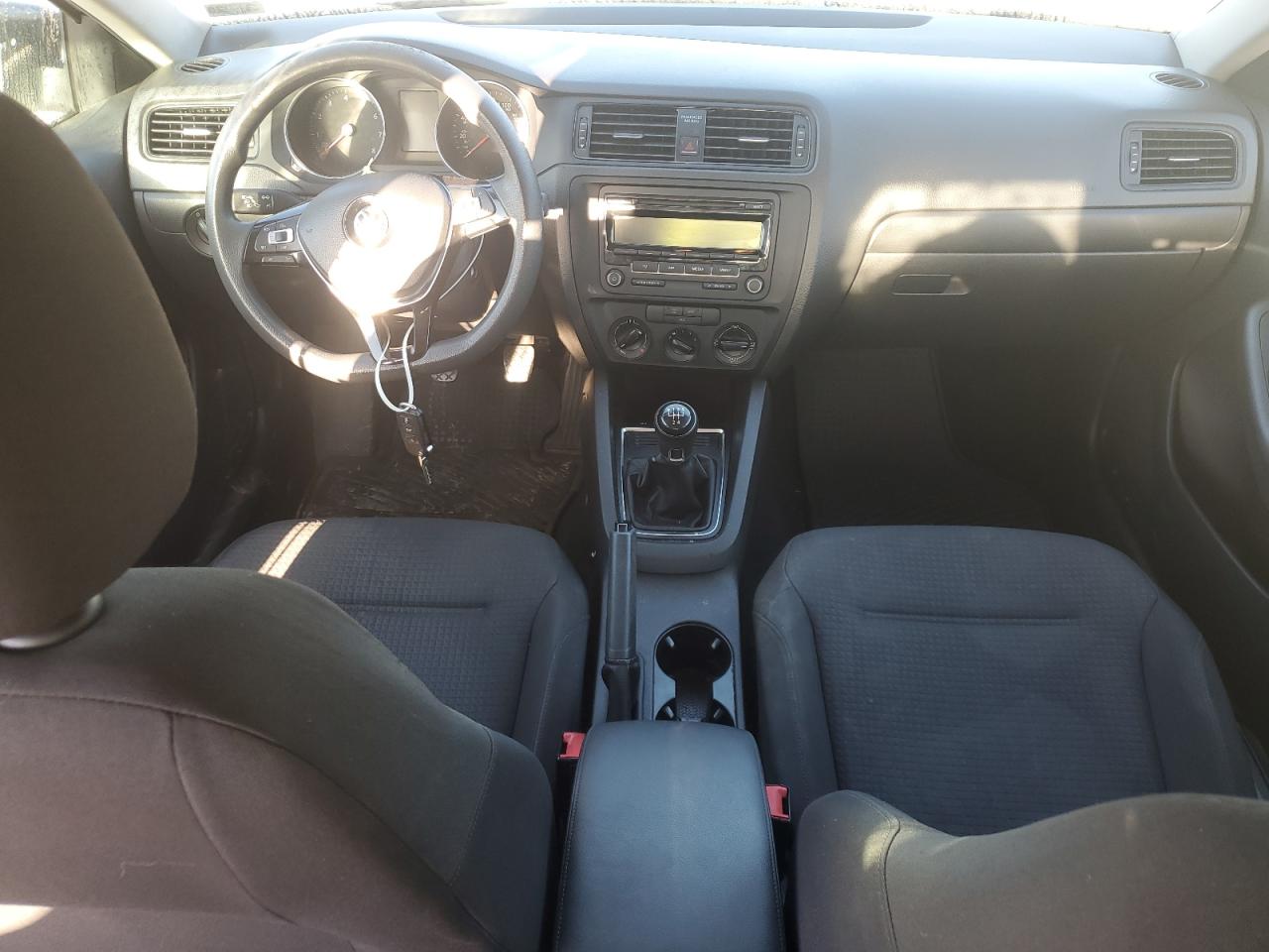 2015 Volkswagen Jetta - Image 8