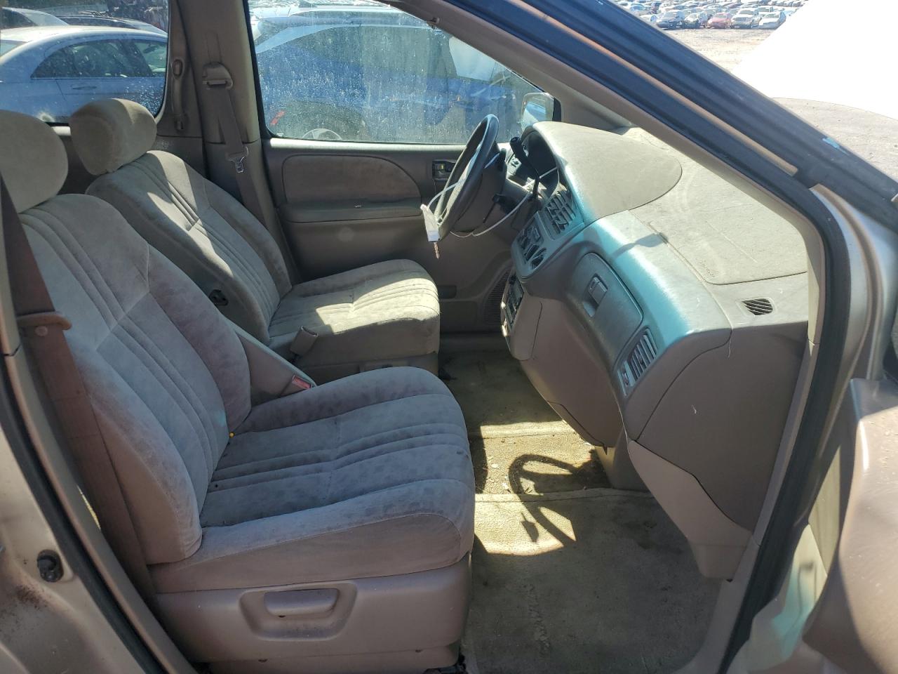 2001 Toyota Sienna Le VIN: 4T3ZF13C31U393555 Lot: 76843924