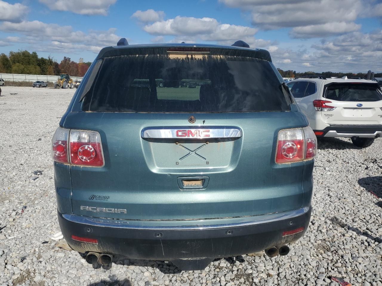 2010 GMC Acadia - Image 6