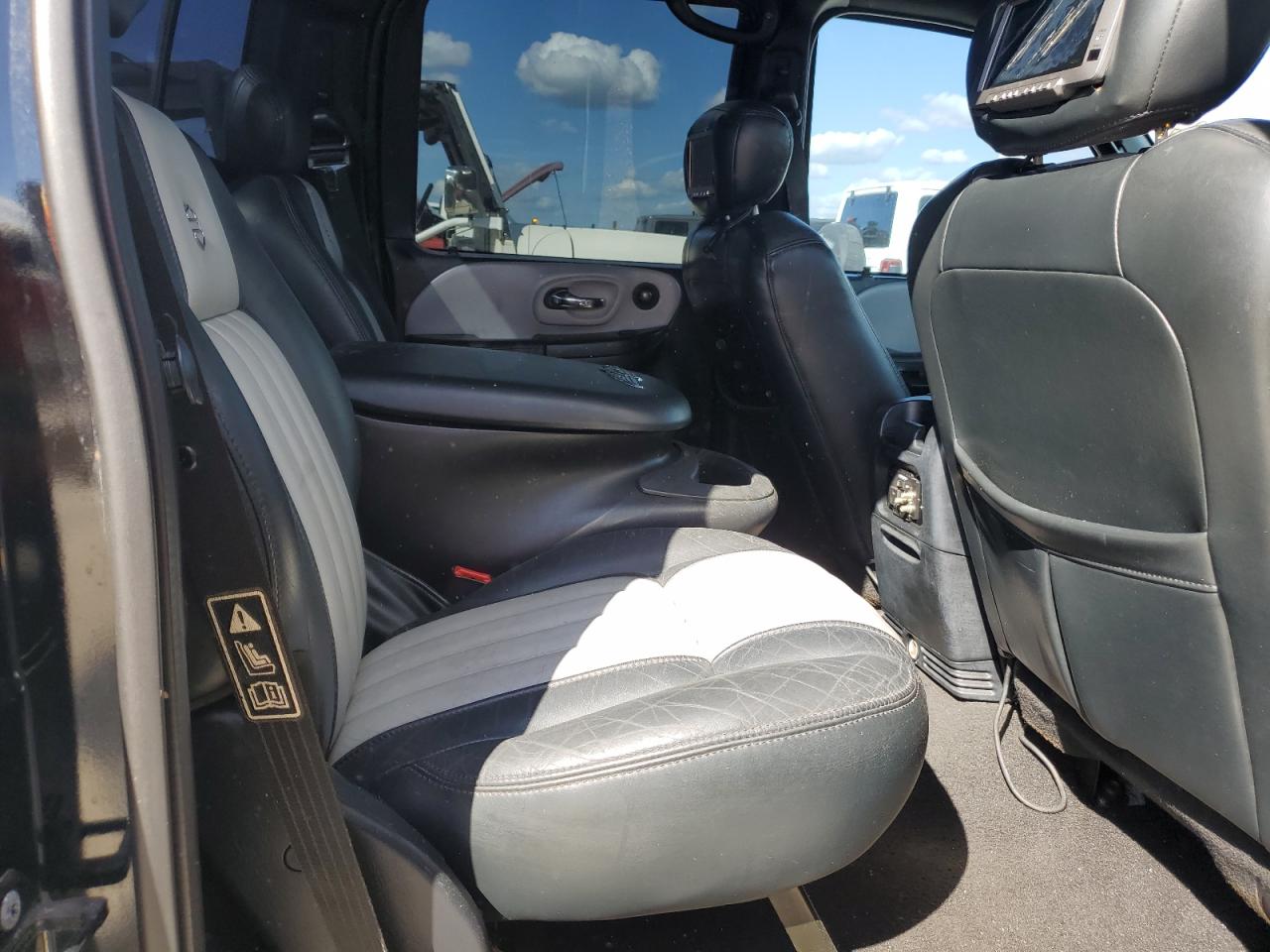 2003 Ford F-150 - Image 10