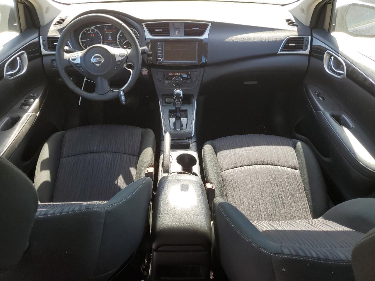 2019 Nissan Sentra - Image 8