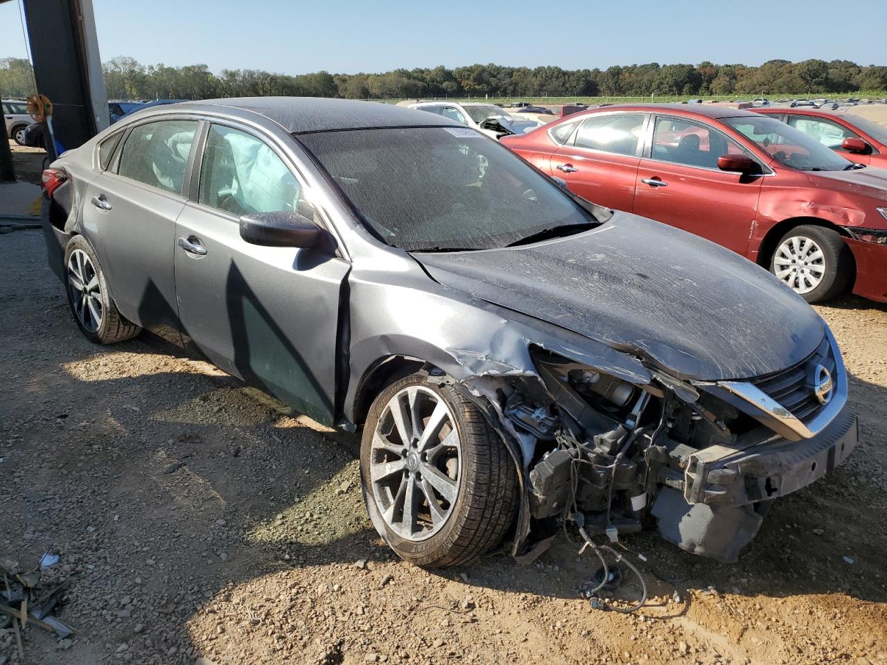 2017 Nissan Altima - Image 4