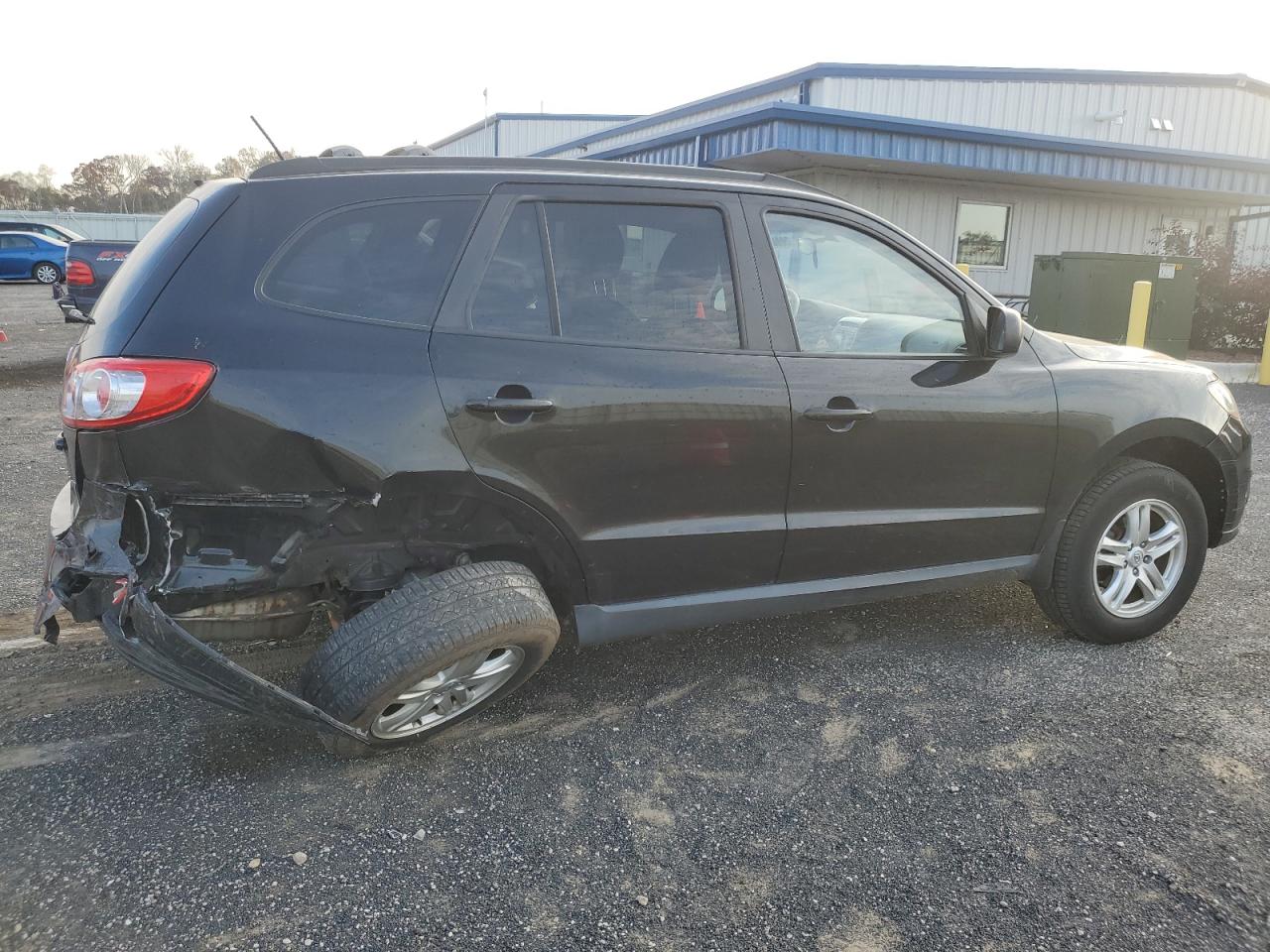 2010 Hyundai Santa Fe - Image 3