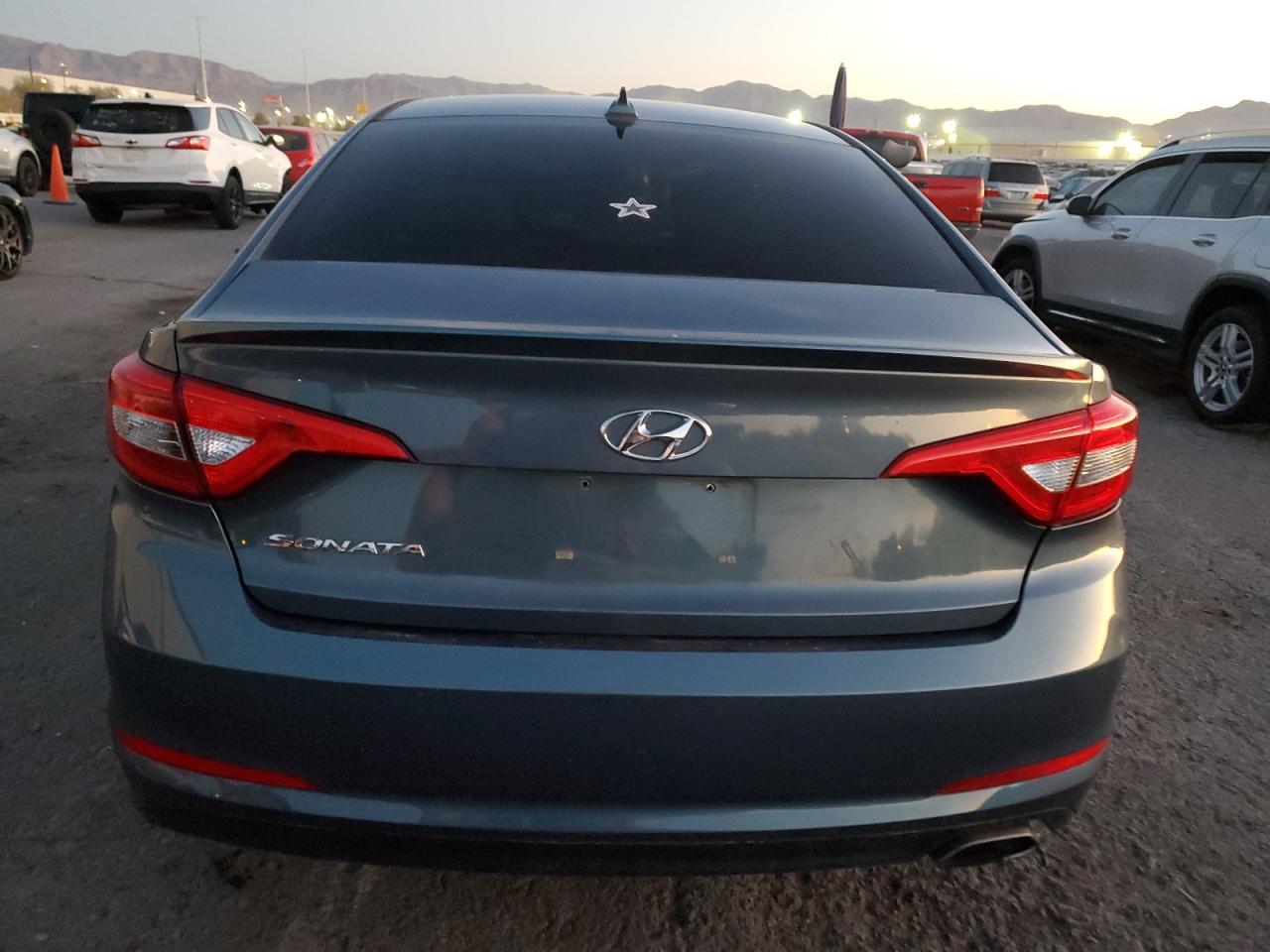 2015 Hyundai Sonata Se VIN: 5NPE24AF0FH156111 Lot: 73593014