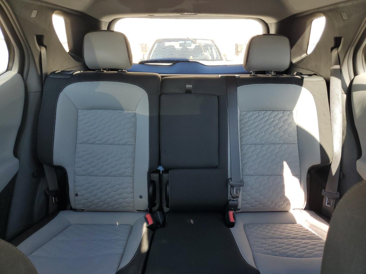 2021 Chevrolet Equinox - Image 10