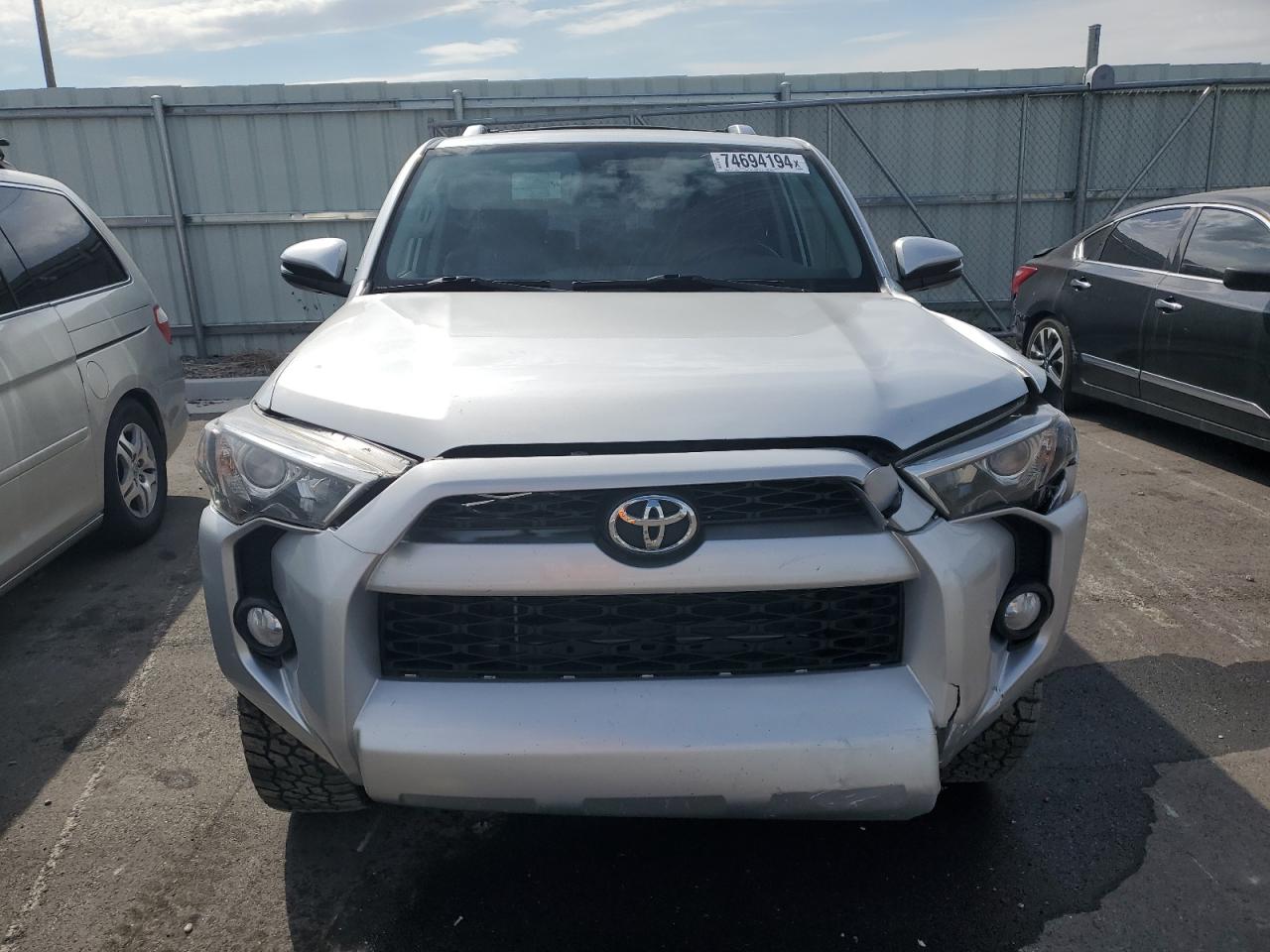 2017 Toyota 4Runner Sr5/Sr5 Premium VIN: JTEBU5JR1H5474170 Lot: 74694194