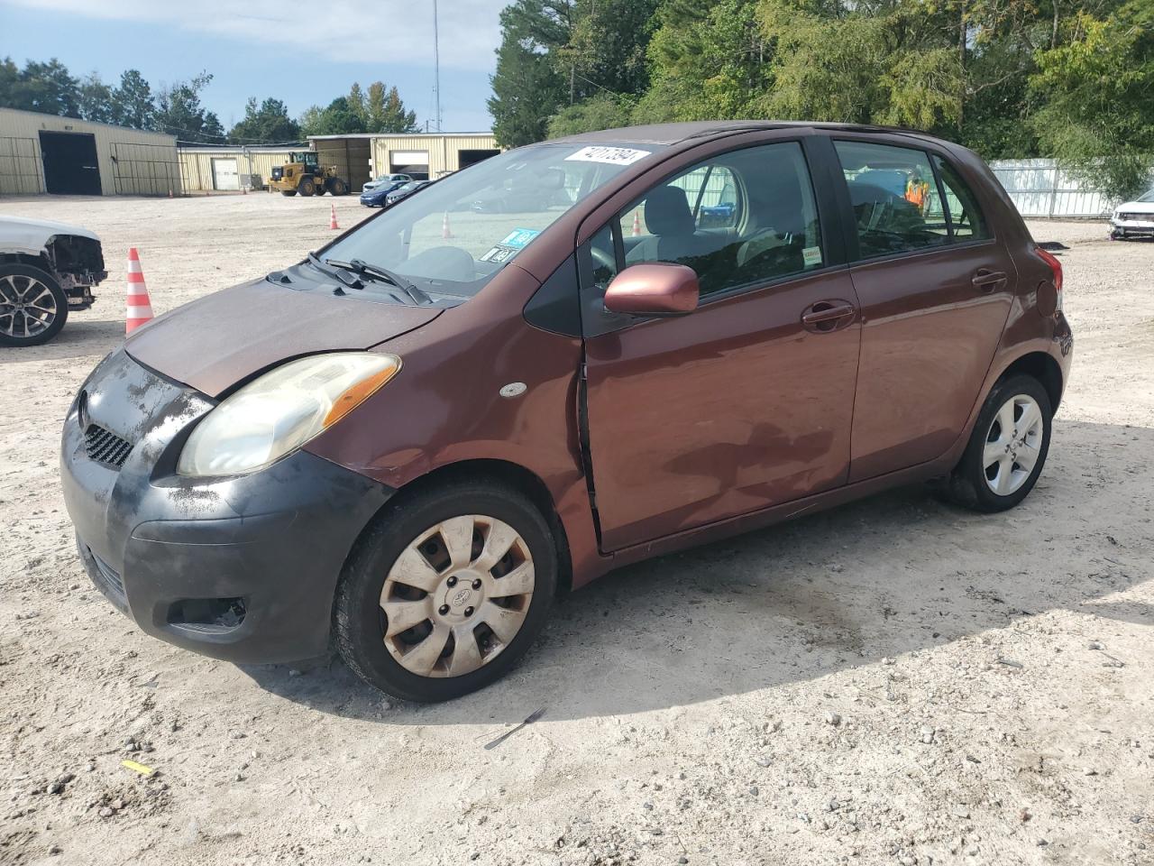 2010 Toyota Yaris - Image 1