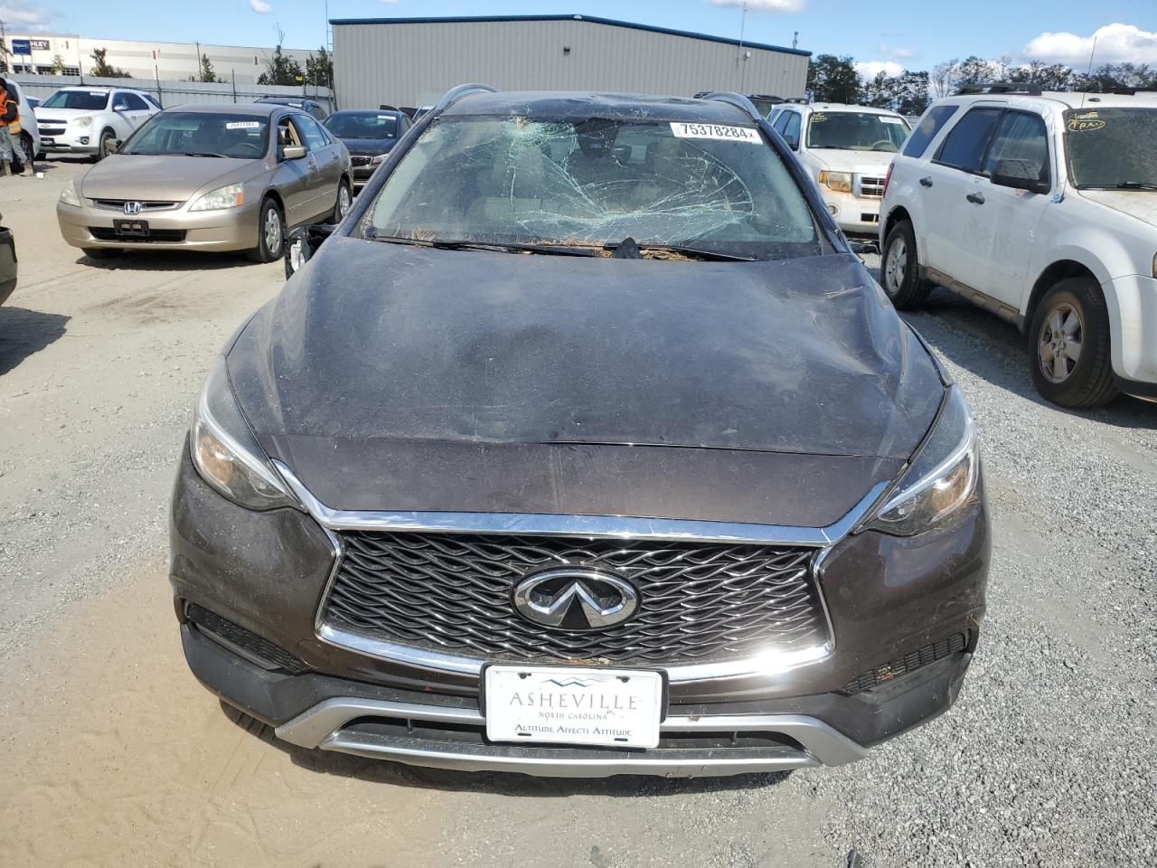 2018 Infiniti Qx30 Base VIN: SJKCH5CR0JA055912 Lot: 75378284