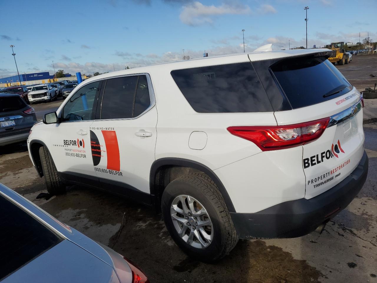 2020 Chevrolet Traverse - Image 2