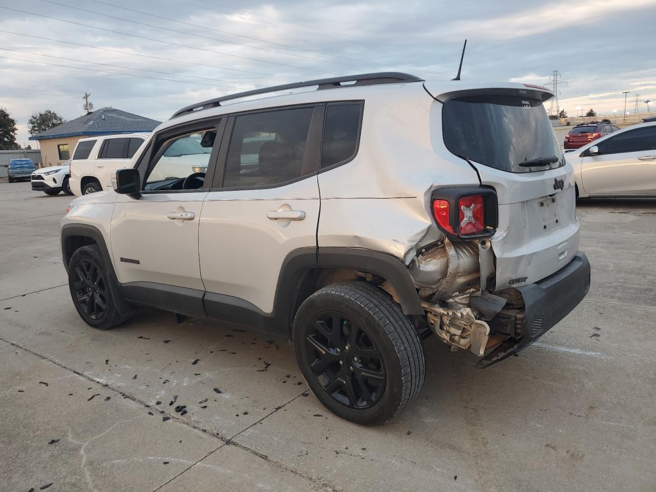 2018 Jeep Renegade - Image 2