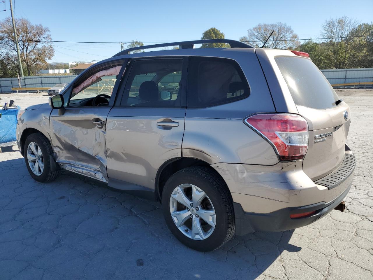 2015 Subaru Forester - Image 2