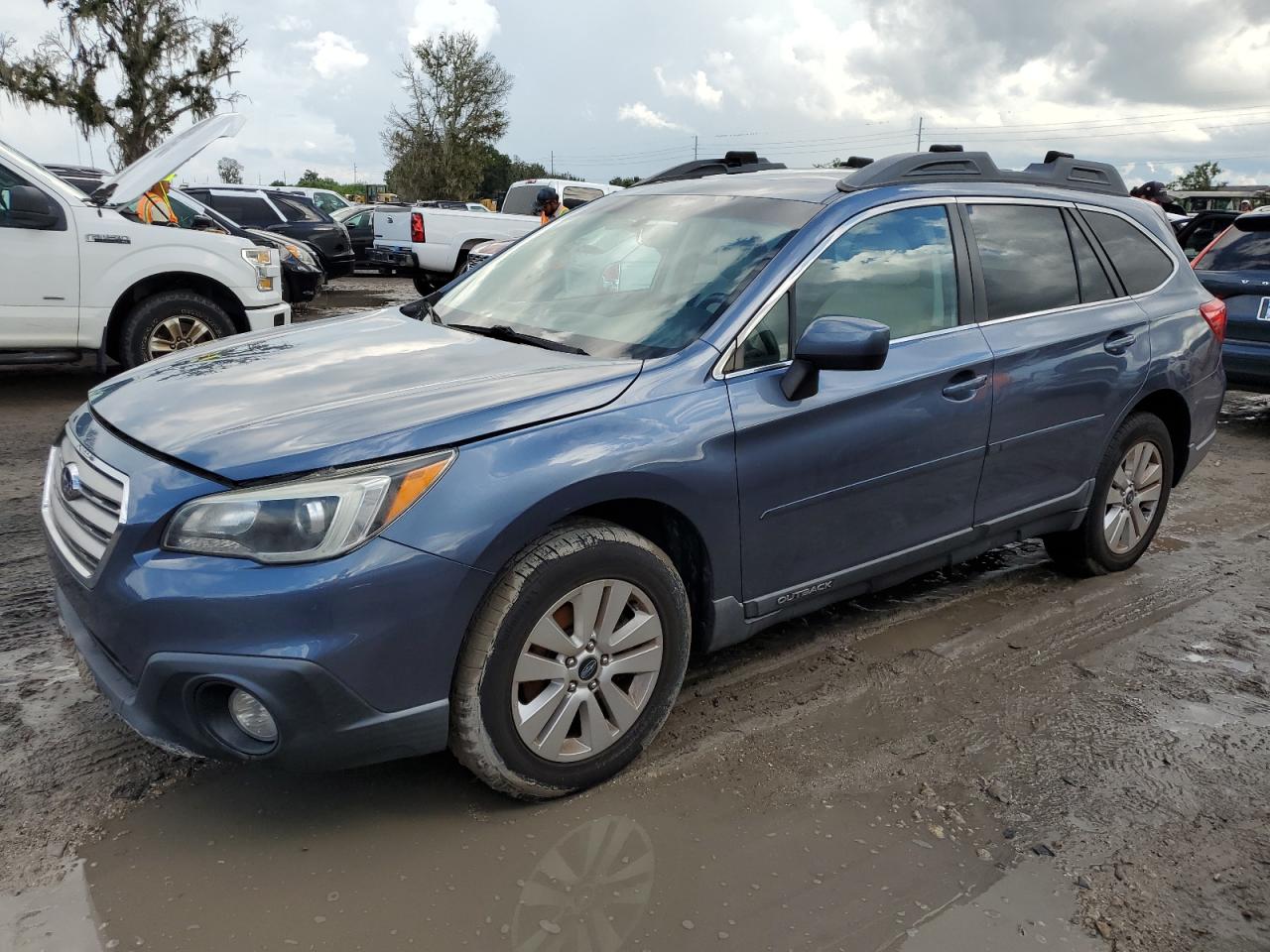 2017 Subaru Outback - Image 1