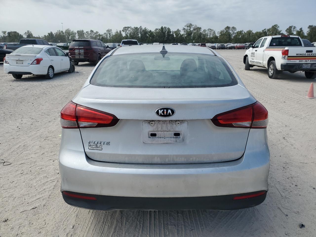 2018 Kia Forte Lx VIN: 3KPFK4A78JE193594 Lot: 76132804