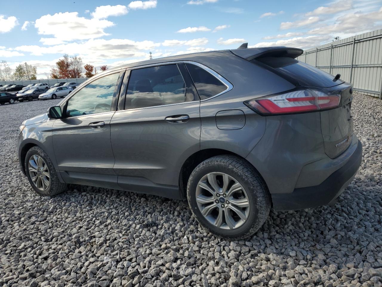 2021 Ford Edge - Image 2