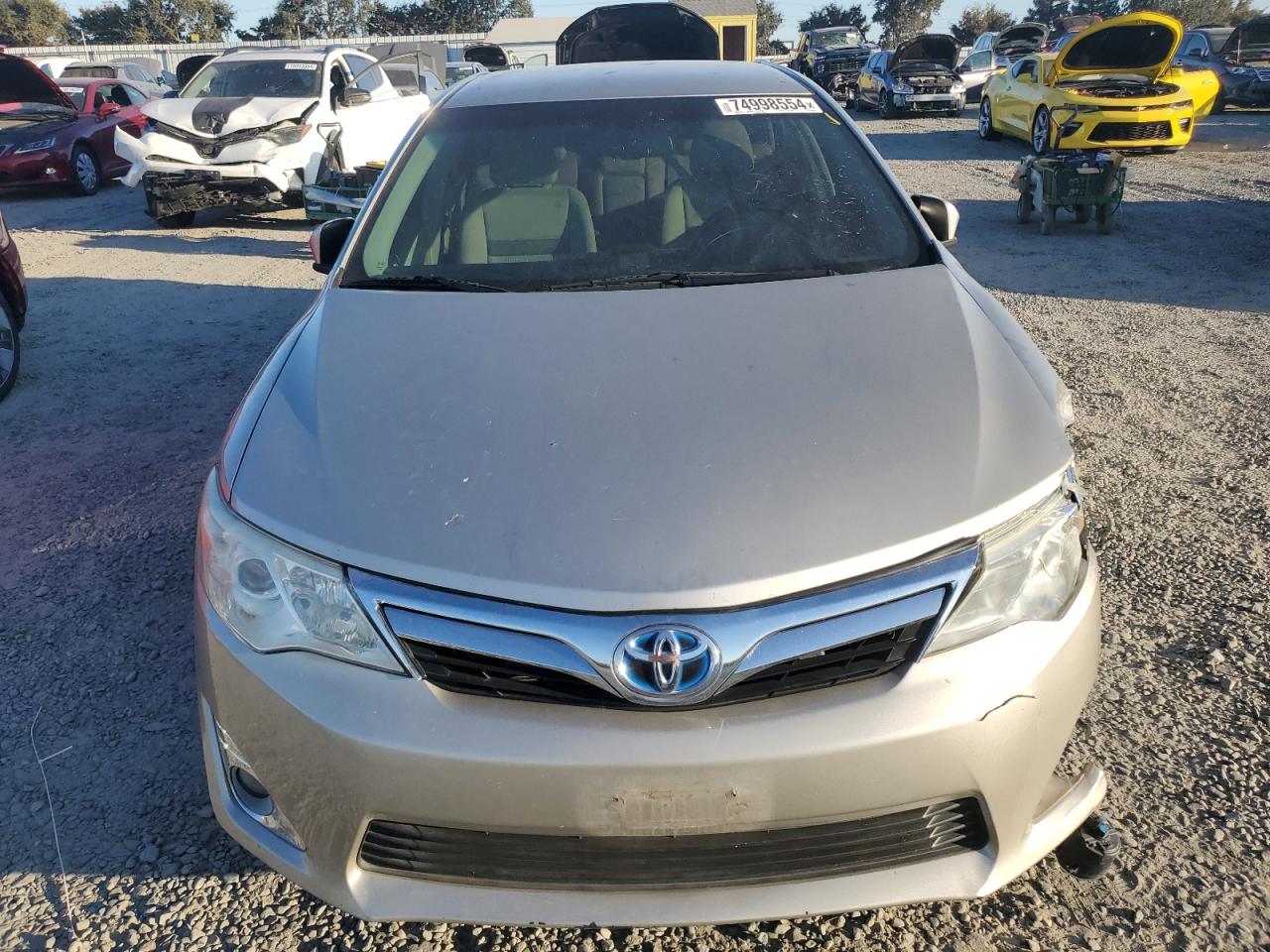2014 Toyota Camry - Image 5