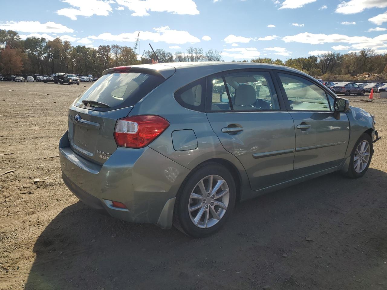 VIN JF1GPAC6XE8249159 2014 SUBARU IMPREZA no.3