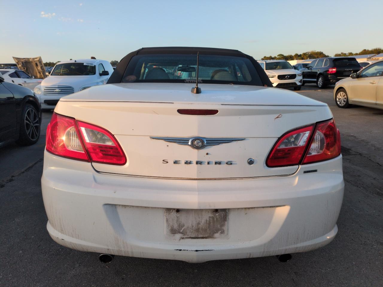 2008 Chrysler Sebring Limited VIN: 1C3LC65M38N262116 Lot: 75097654