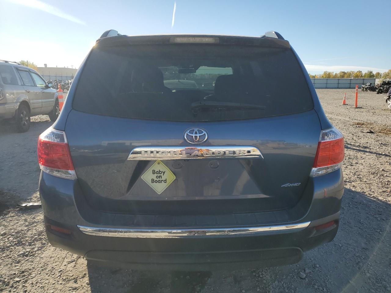 5TDBK3EH2DS177378 2013 Toyota Highlander Base