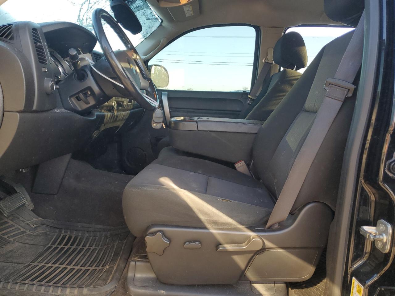 2013 Chevrolet Silverado - Image 7