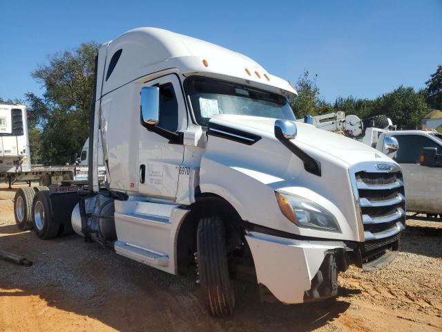 2020 Freightliner Cascadia 126 