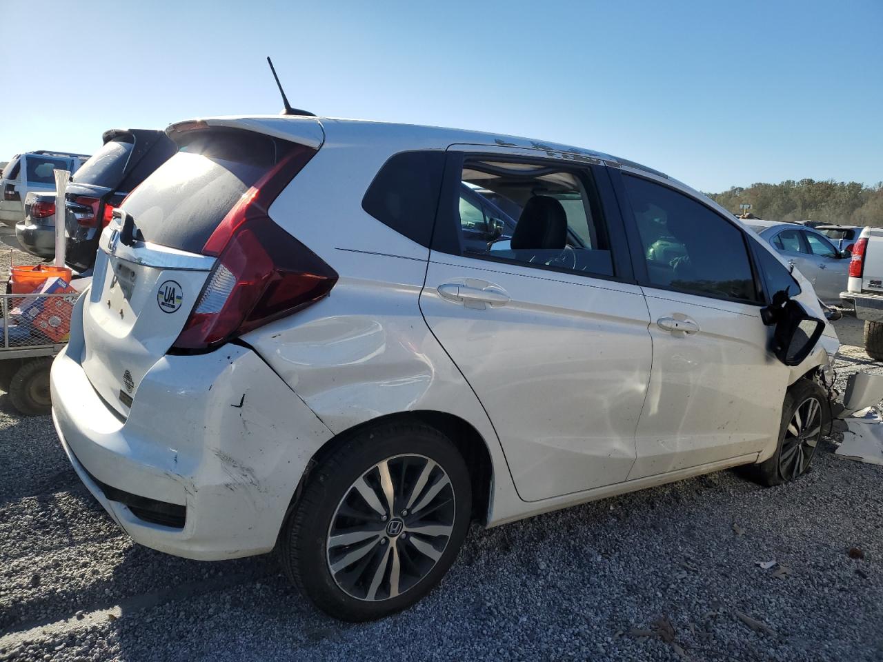 VIN 3HGGK5H95JM713274 2018 HONDA FIT no.3