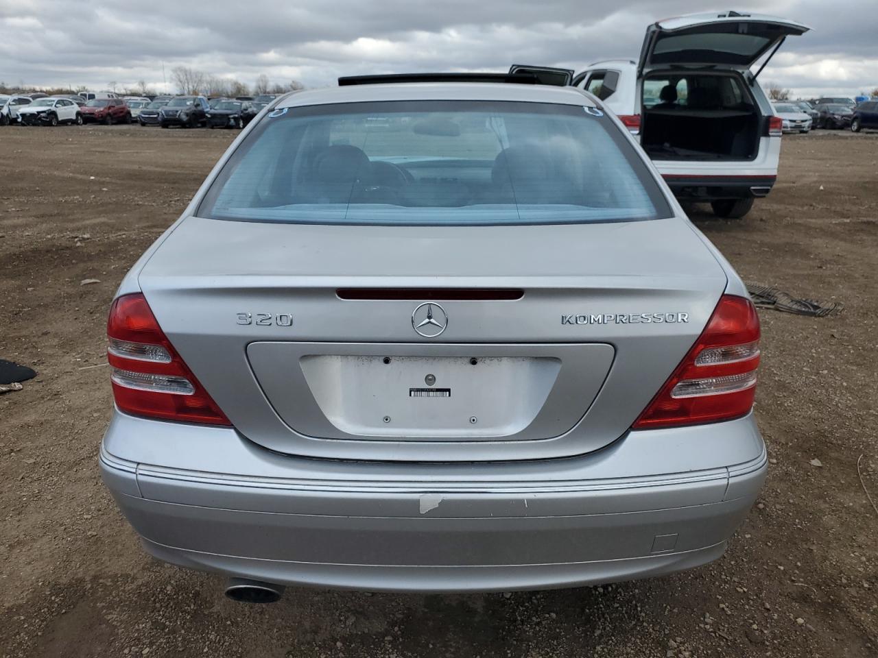 2004 Mercedes-Benz C 230K Sport Sedan VIN: WDBRF40J14F531148 Lot: 77991704