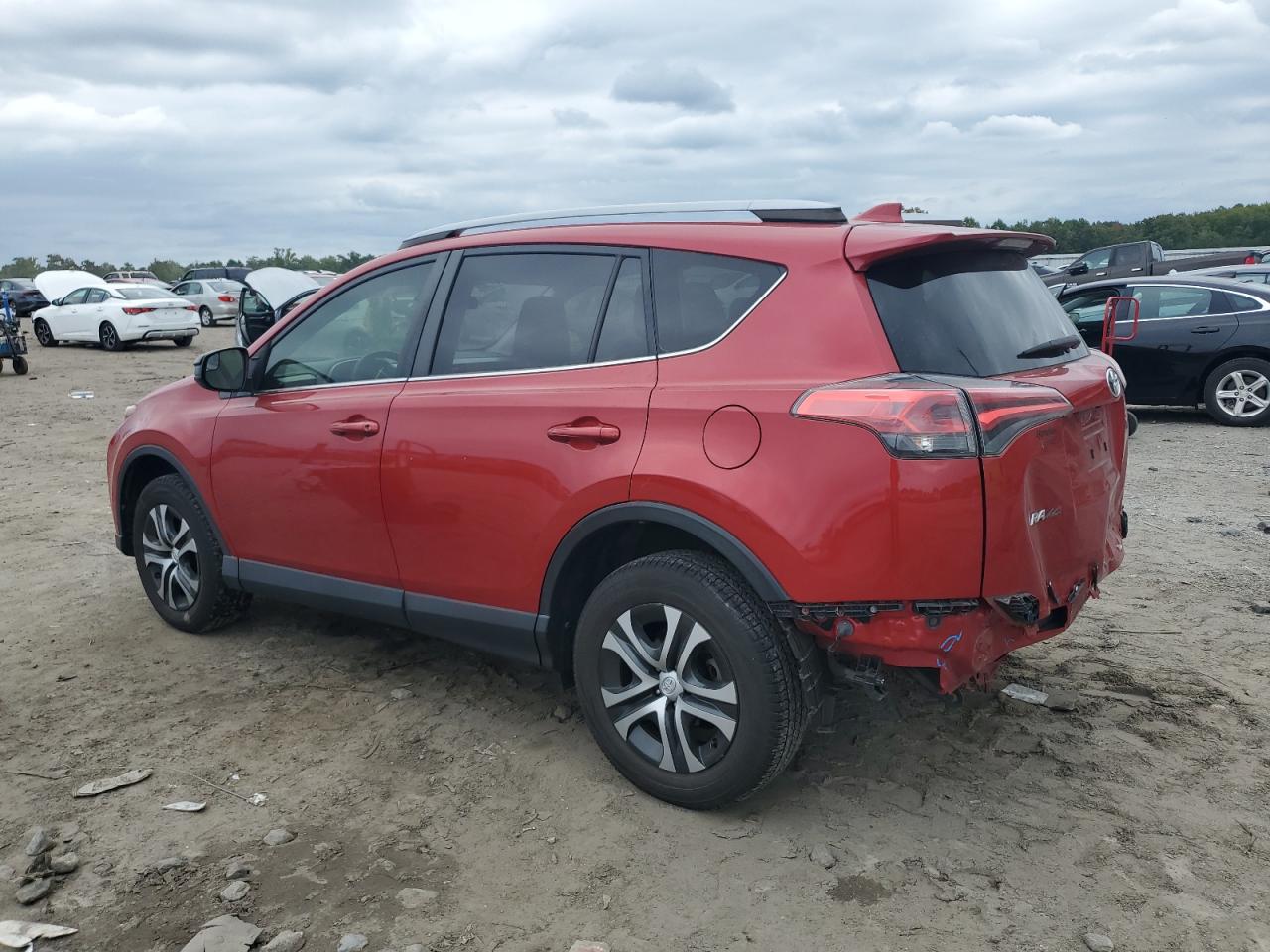 JTMZFREV5HJ122485 2017 TOYOTA RAV 4 - Image 2