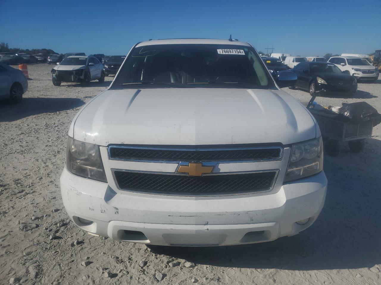 2014 Chevrolet Suburban - Image 7