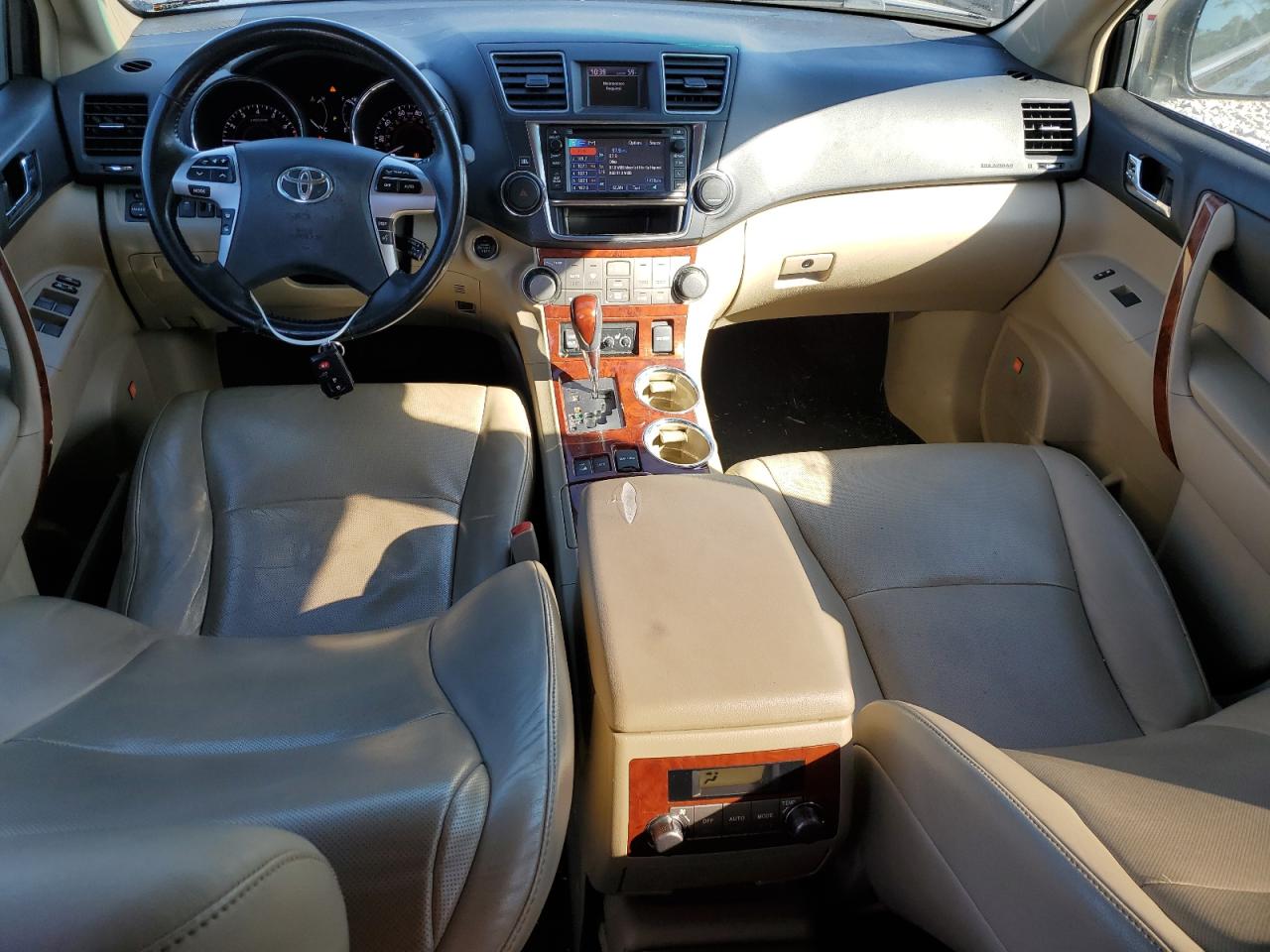 2013 Toyota Highlander - Image 8