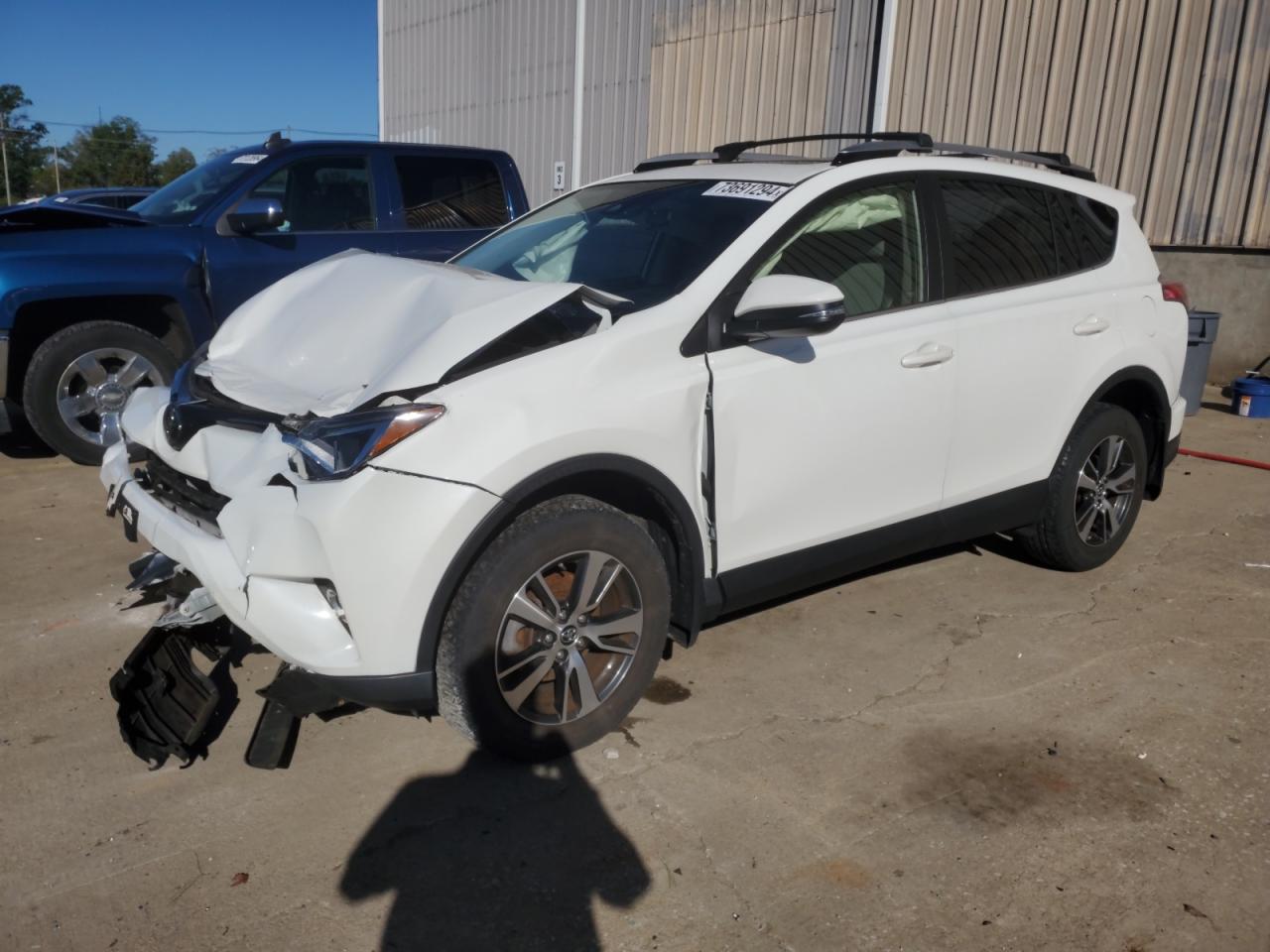 2018 Toyota RAV 4 - Image 1