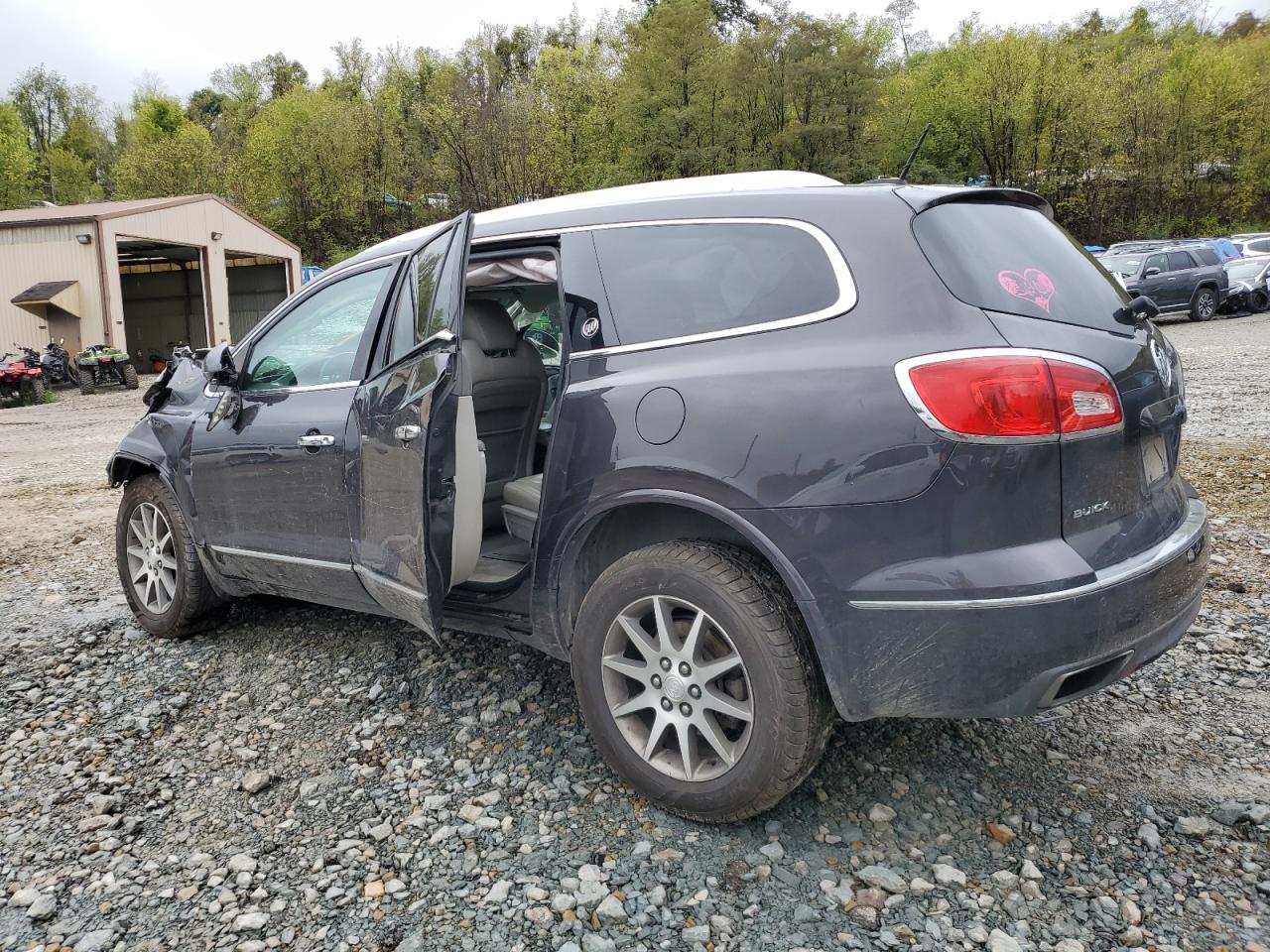 5GAKVBKD3HJ245310 2017 BUICK ENCLAVE - Image 2