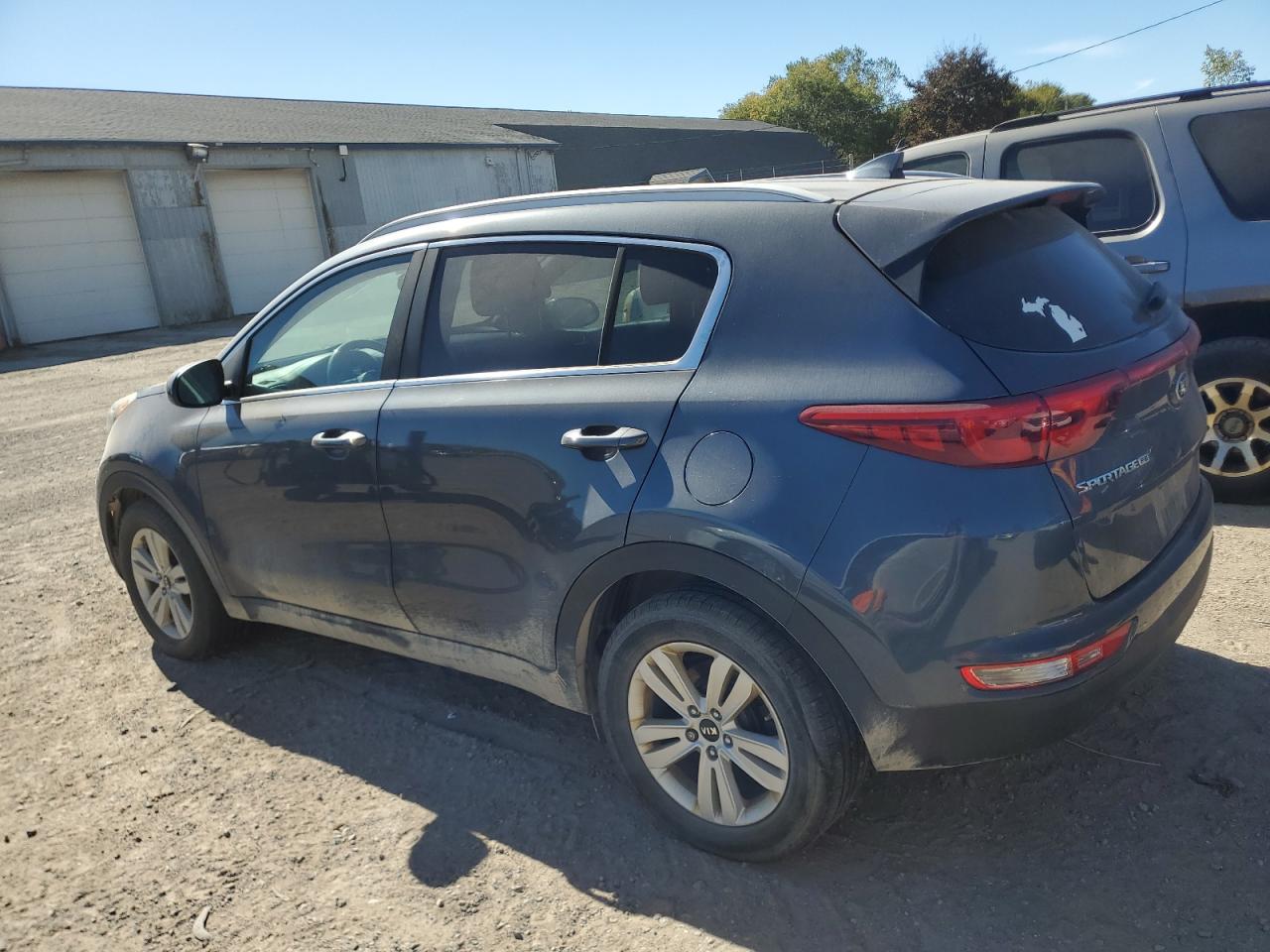 KNDPM3AC7H7053522 2017 KIA SPORTAGE - Image 2