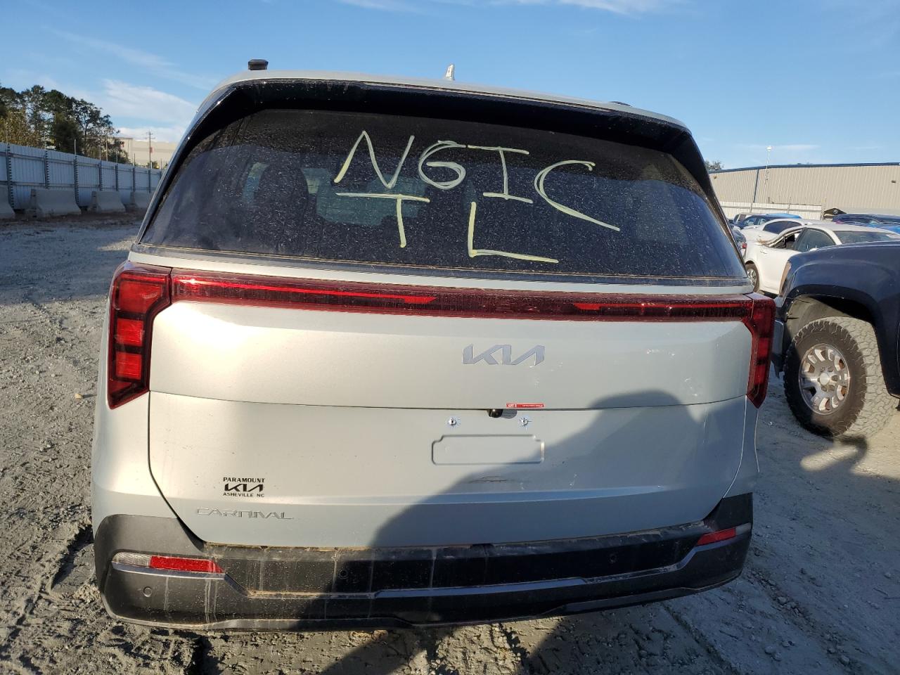 2025 Kia Carnival Sx VIN: KNDNE5K38S6464603 Lot: 76323724