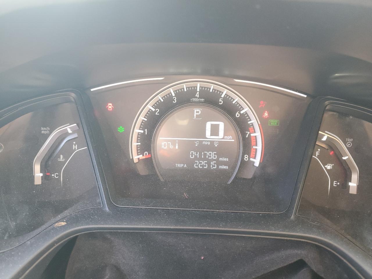 2HGFC2F53JH504038 2018 Honda Civic Lx