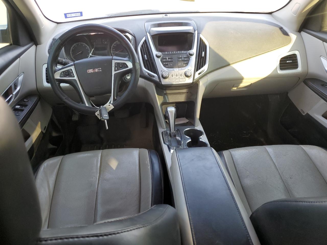 2015 GMC Terrain - Image 8