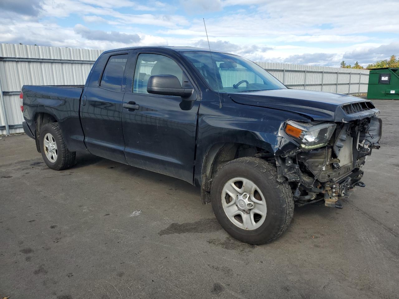 VIN 5TFUM5F13KX082805 2019 TOYOTA TUNDRA no.4