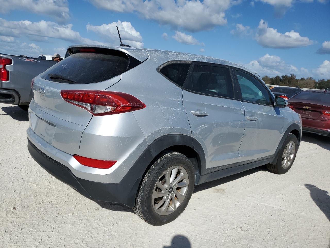2017 Hyundai Tucson - Image 3