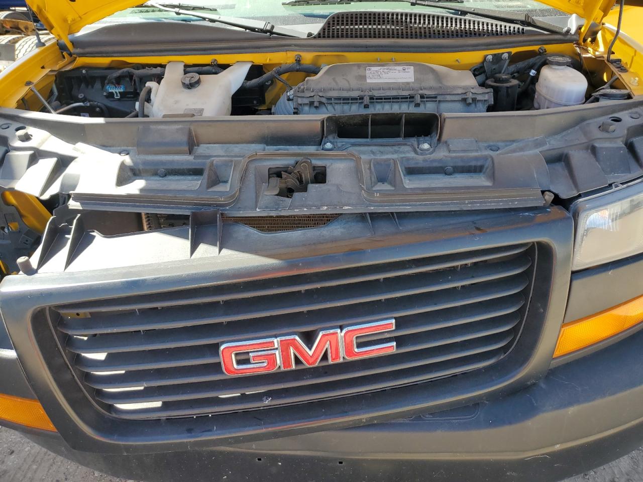 2022 GMC Savana Cutaway G3500 VIN: 7GZ37TC7XNN001625 Lot: 74812624