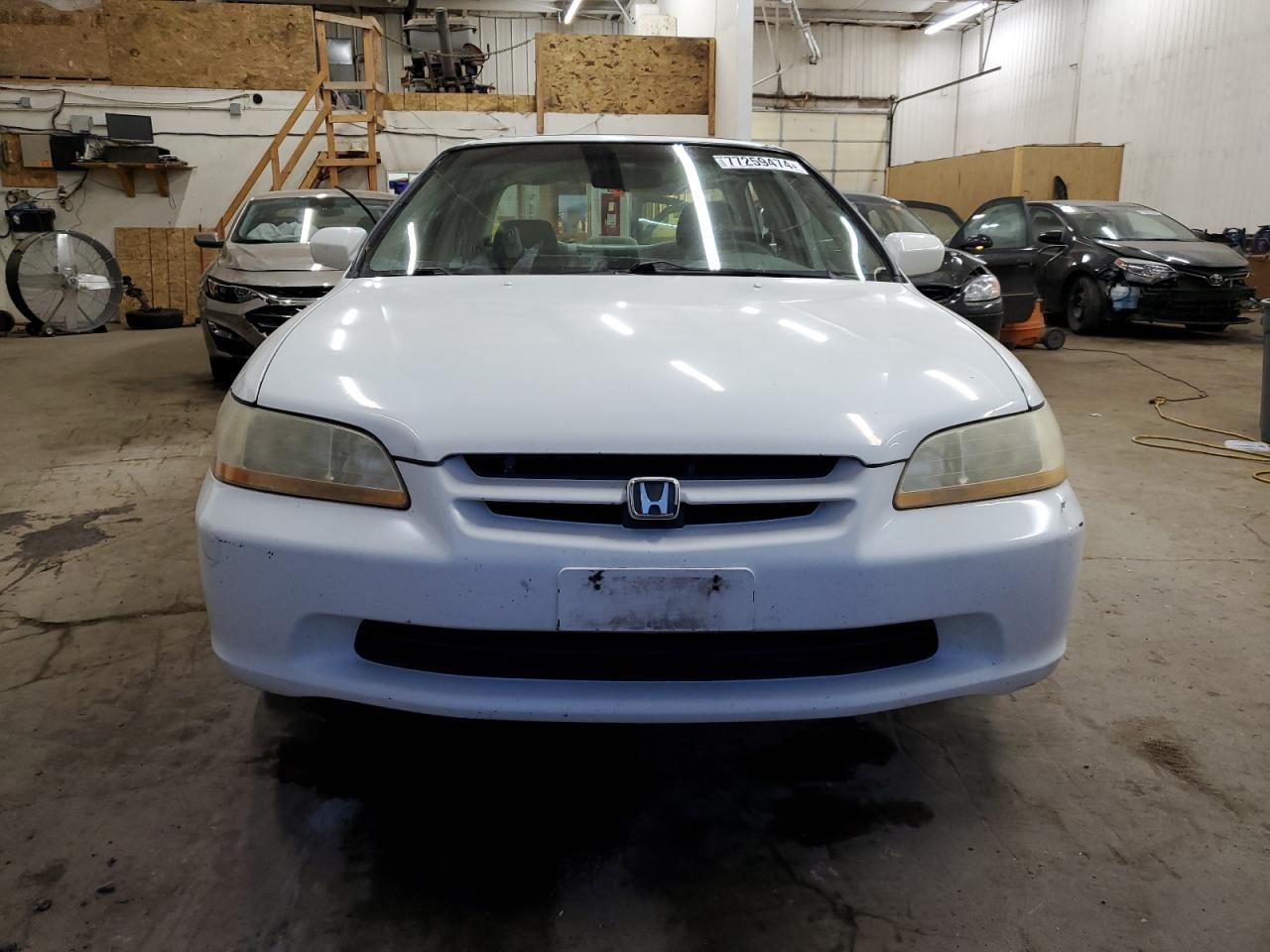 1998 Honda Accord Ex VIN: 1HGCG1653WA009216 Lot: 77259474