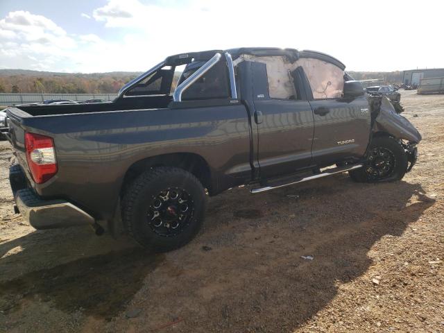 Pickups TOYOTA TUNDRA 2017 Szary