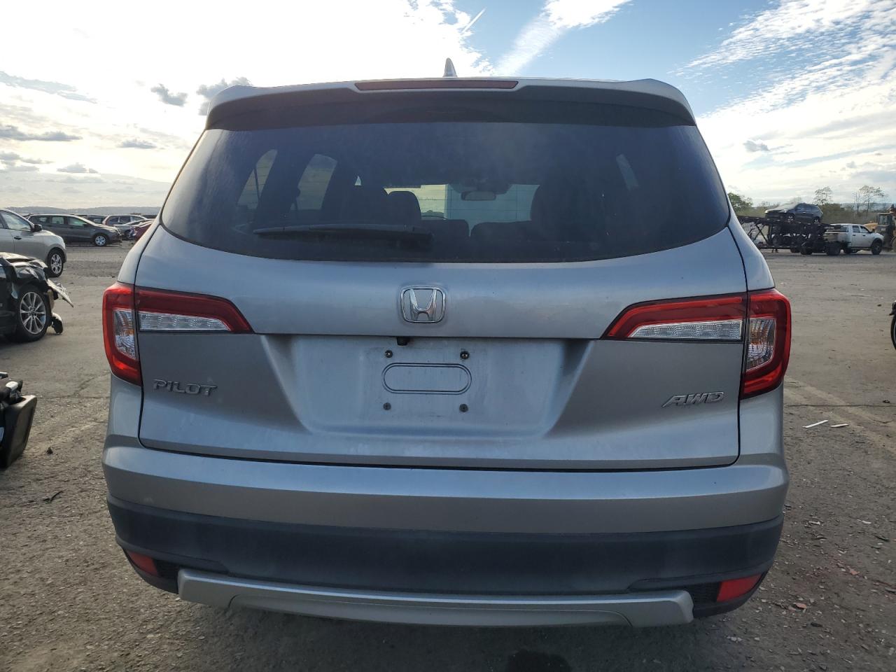 5FNYF6H31KB098026 2019 Honda Pilot Ex