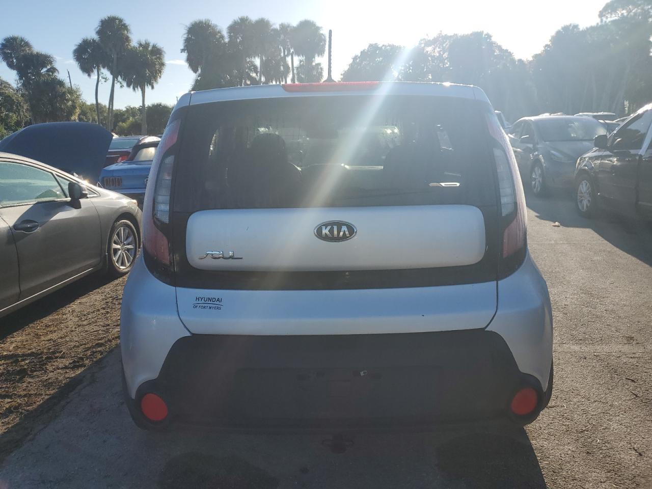 KNDJN2A29F7771090 2015 Kia Soul