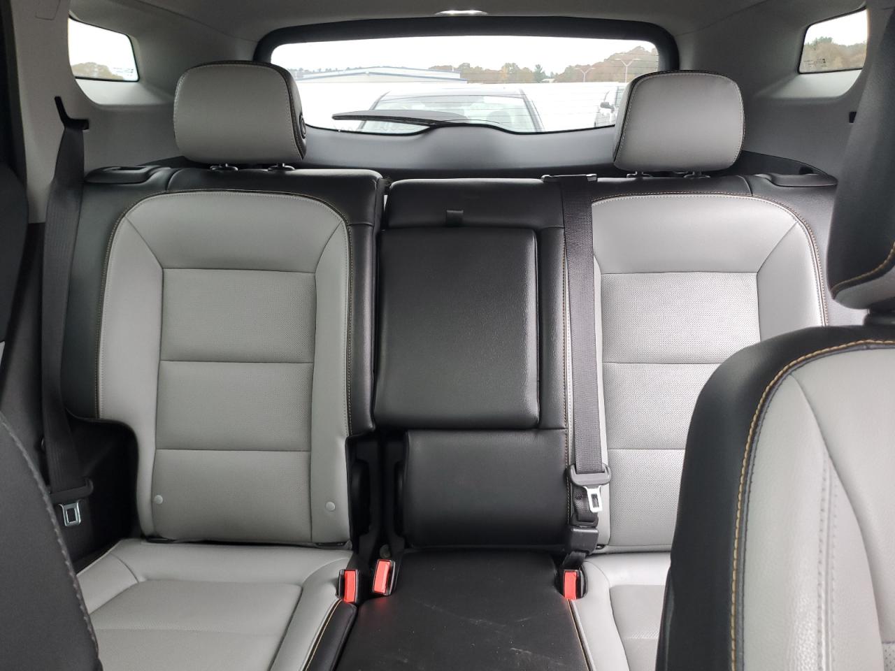 2020 GMC Terrain - Image 10