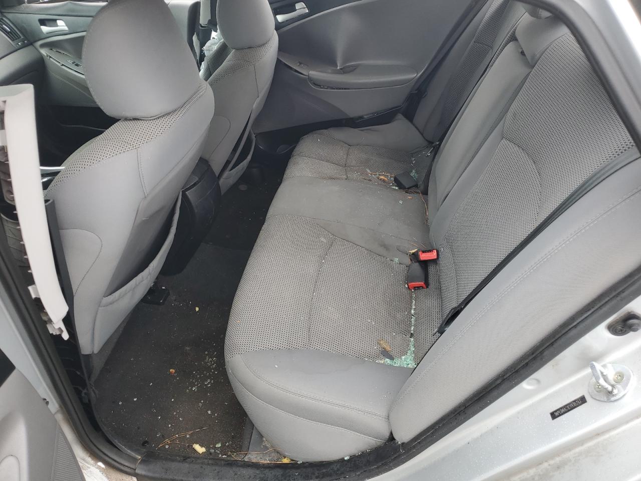 2014 Hyundai Sonata - Image 10